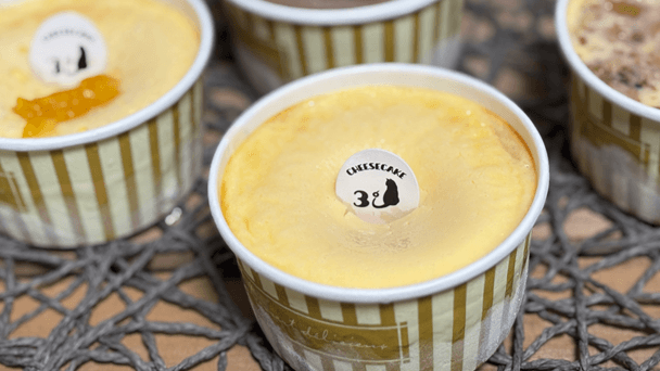 カップチーズケーキ