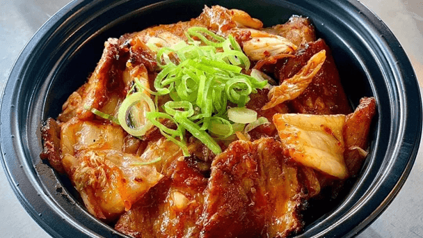 豚キムチ丼